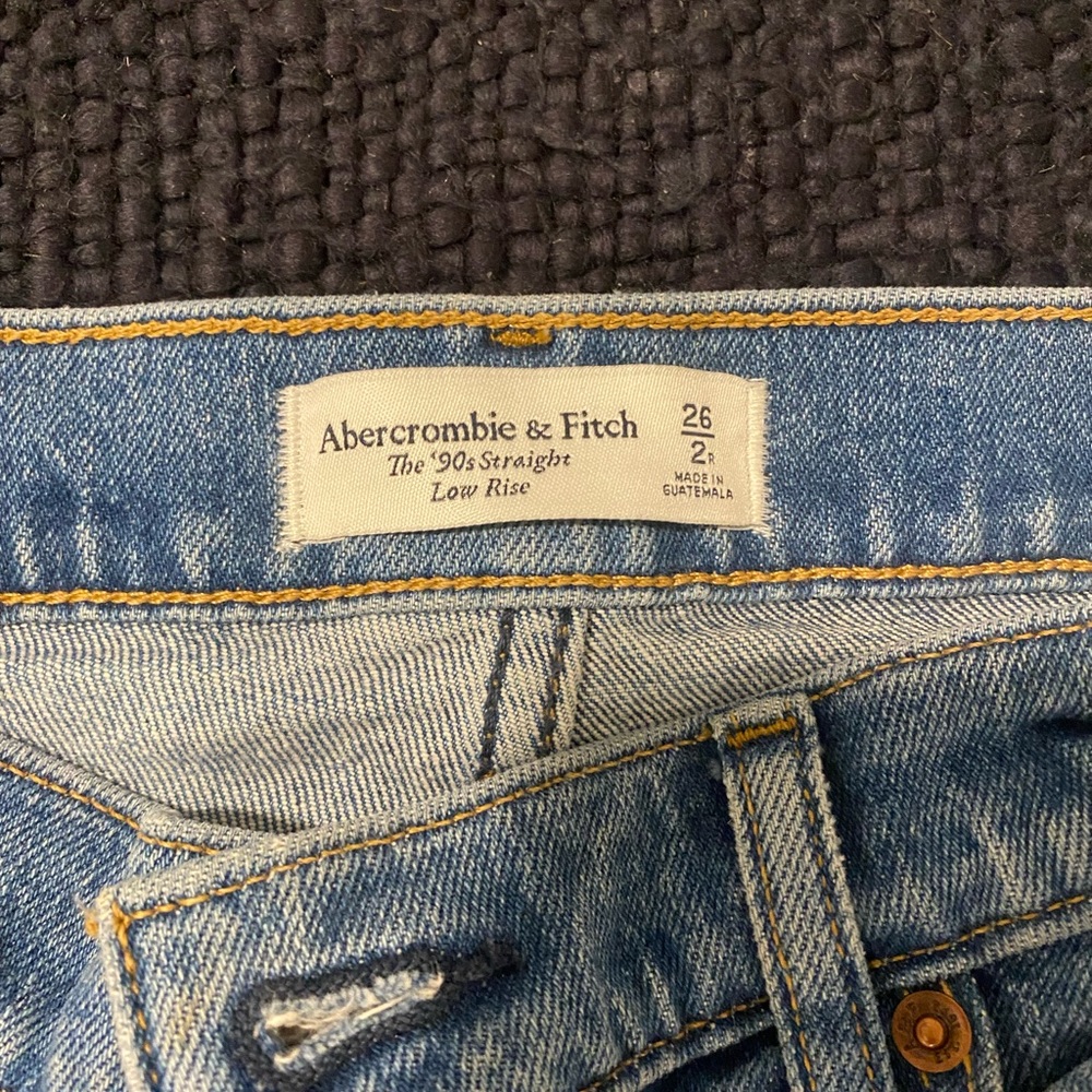 Abercrombie the 90s straight leg low rise jeans